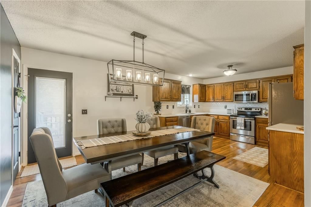 604 Castile Street — photo 13