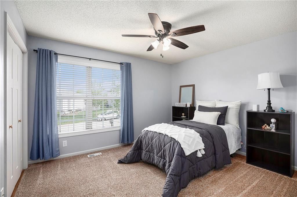 969 NW Redbud Drive — photo 11