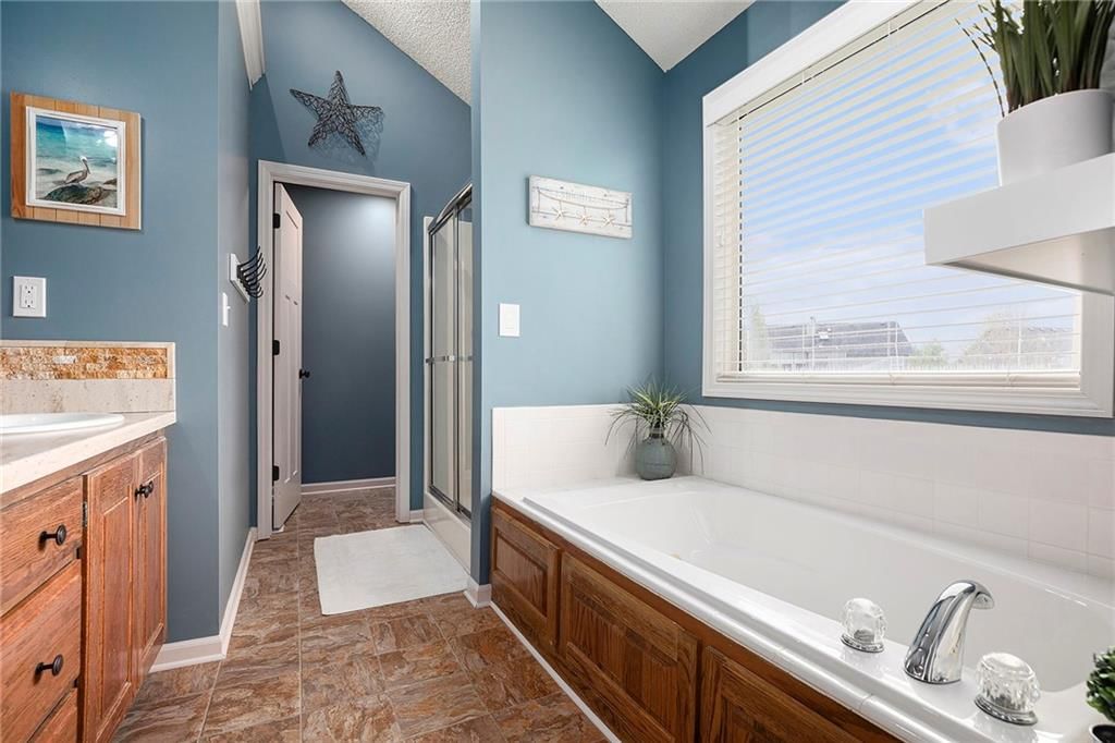 969 NW Redbud Drive — photo 20