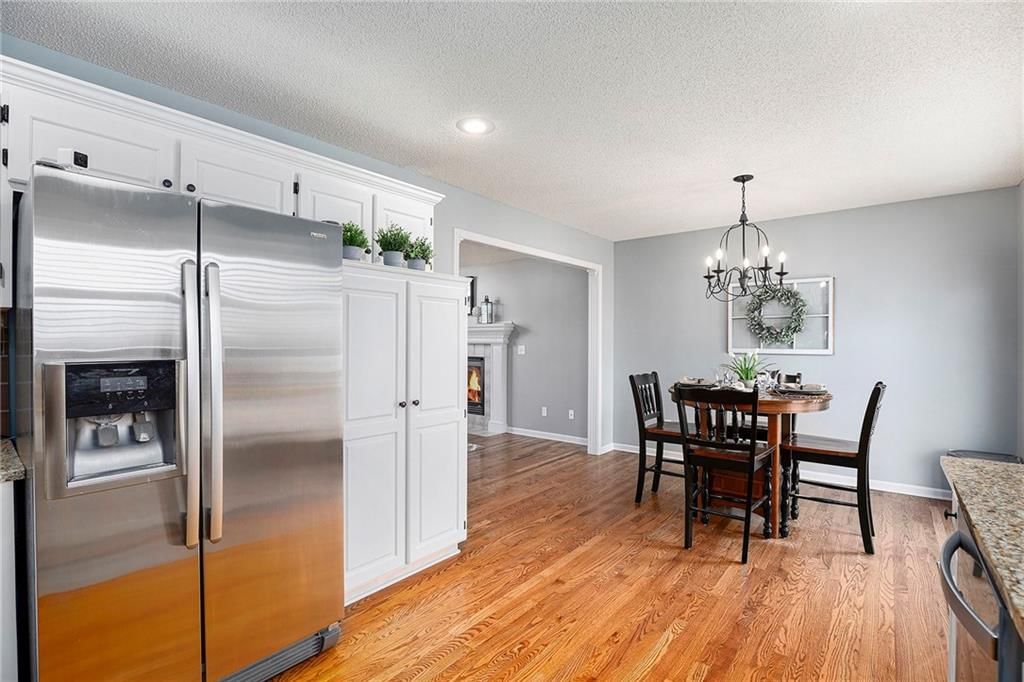 969 NW Redbud Drive — photo 9