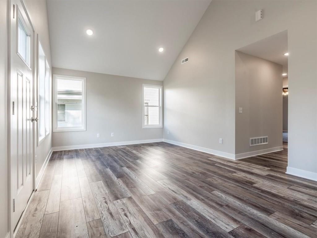 2405 Lafayette Street — photo 2