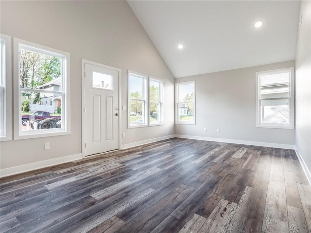 2405 Lafayette Street — photo 5