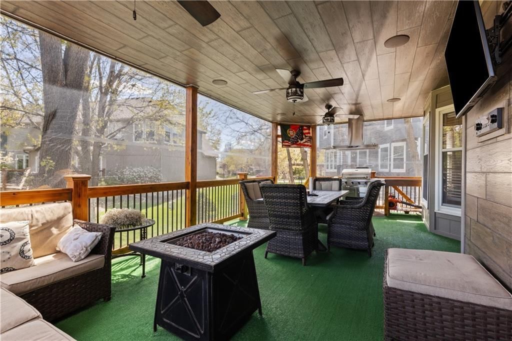 14901 BENSON Street — photo 48