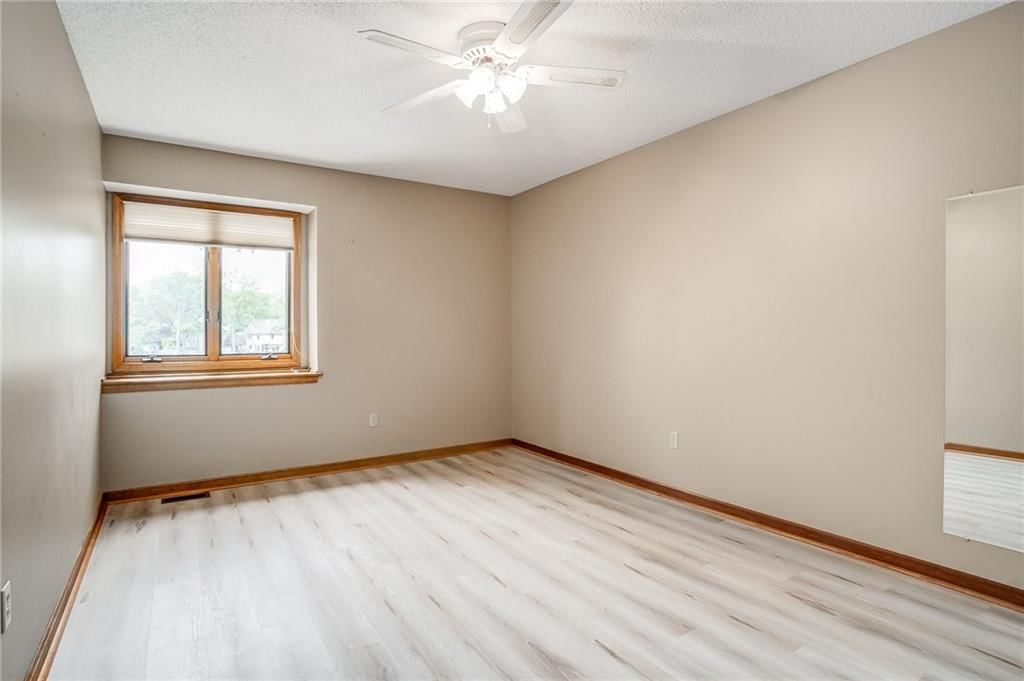 1228 S Lindenwood Drive — photo 22