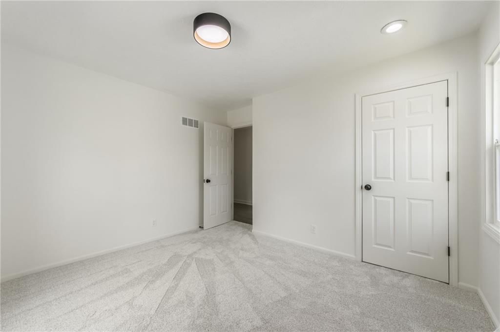 1017 SW 19th Street — photo 18