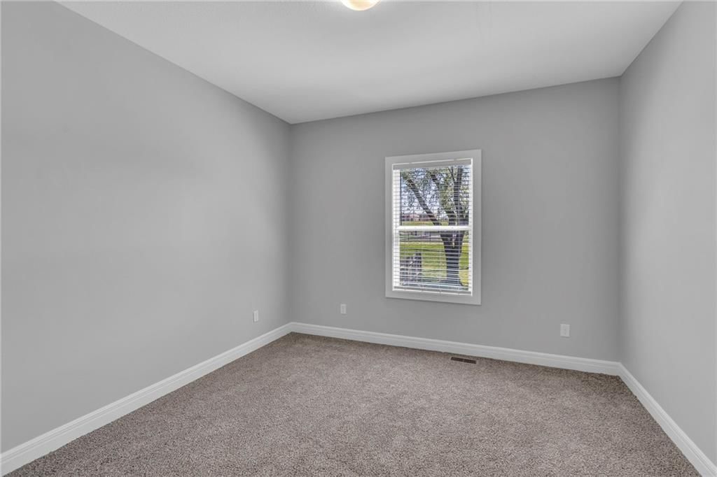 10811 Augusta Drive — photo 23