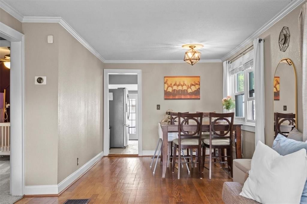 104 E 80th Terrace — photo 9