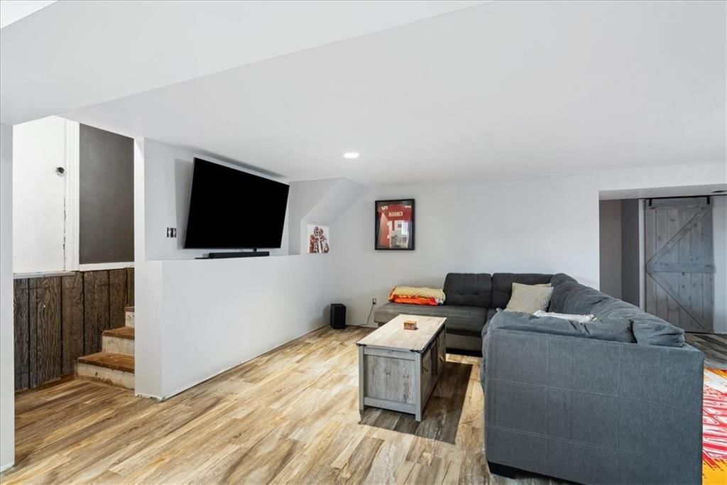7905 BEL RAY Drive — photo 26