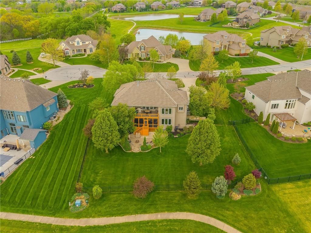 8045 NW Emerald Court — photo 15