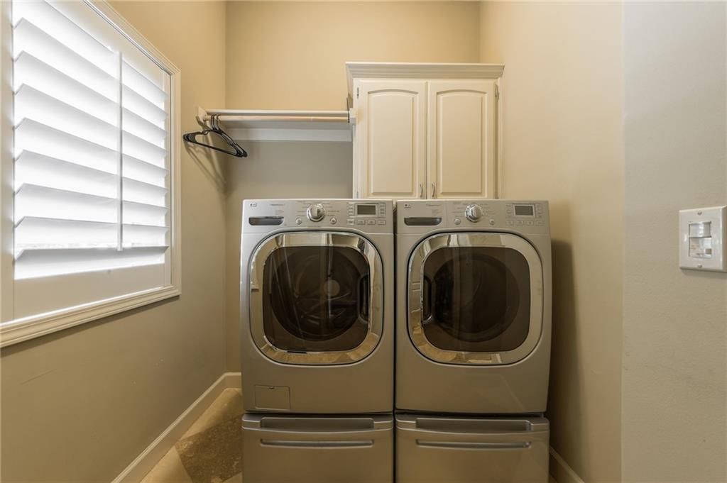 8045 NW Emerald Court — photo 26