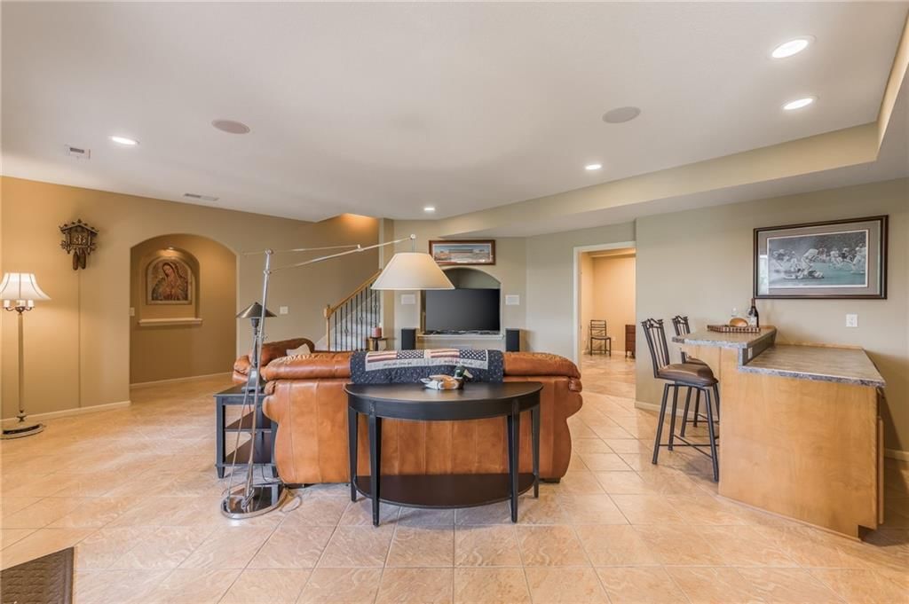 8045 NW Emerald Court — photo 34
