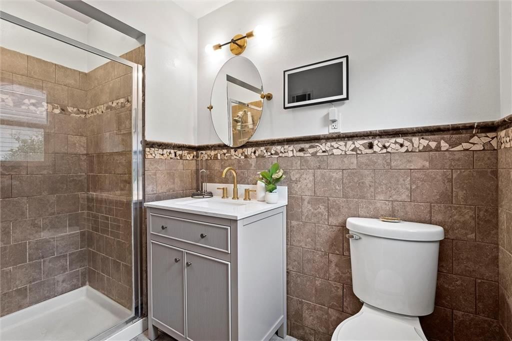 1105 W 88th Street — photo 19