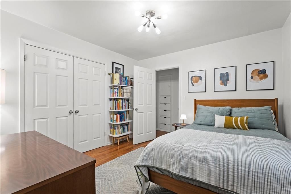 1105 W 88th Street — photo 22