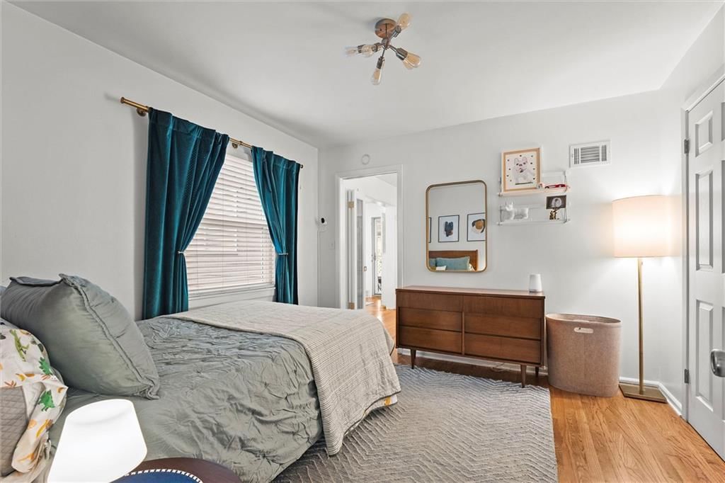1105 W 88th Street — photo 23