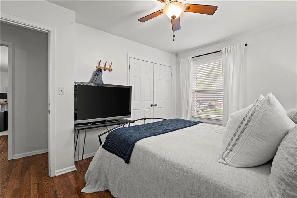 1105 W 88th Street — photo 25
