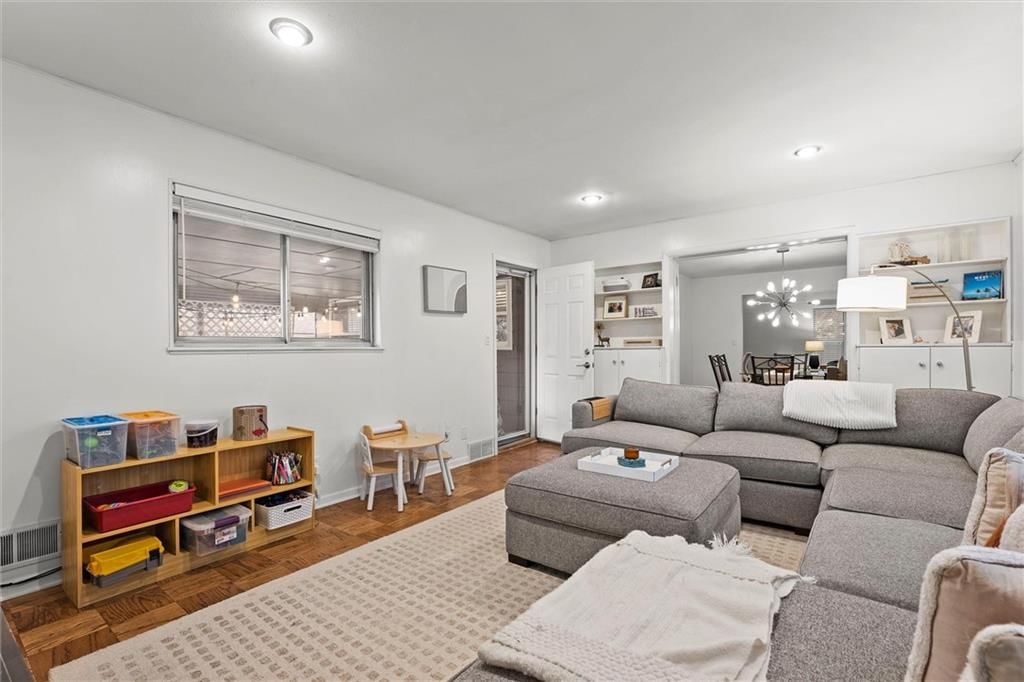 1105 W 88th Street — photo 28