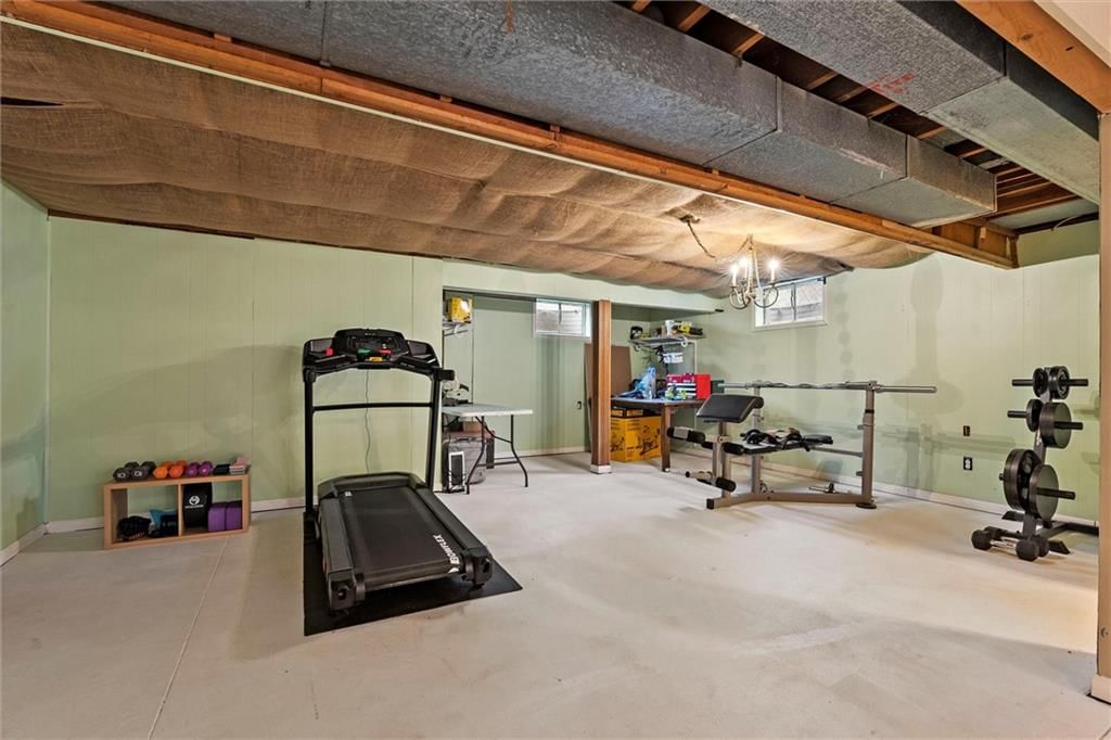 1105 W 88th Street — photo 32