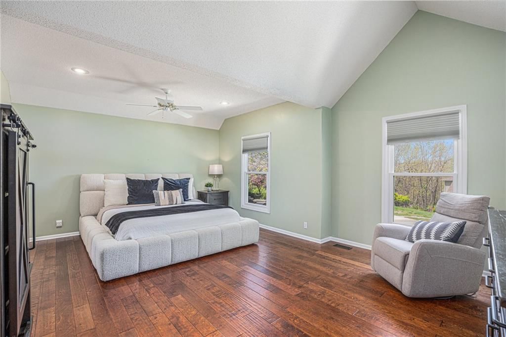 5021 Rene Street — photo 11