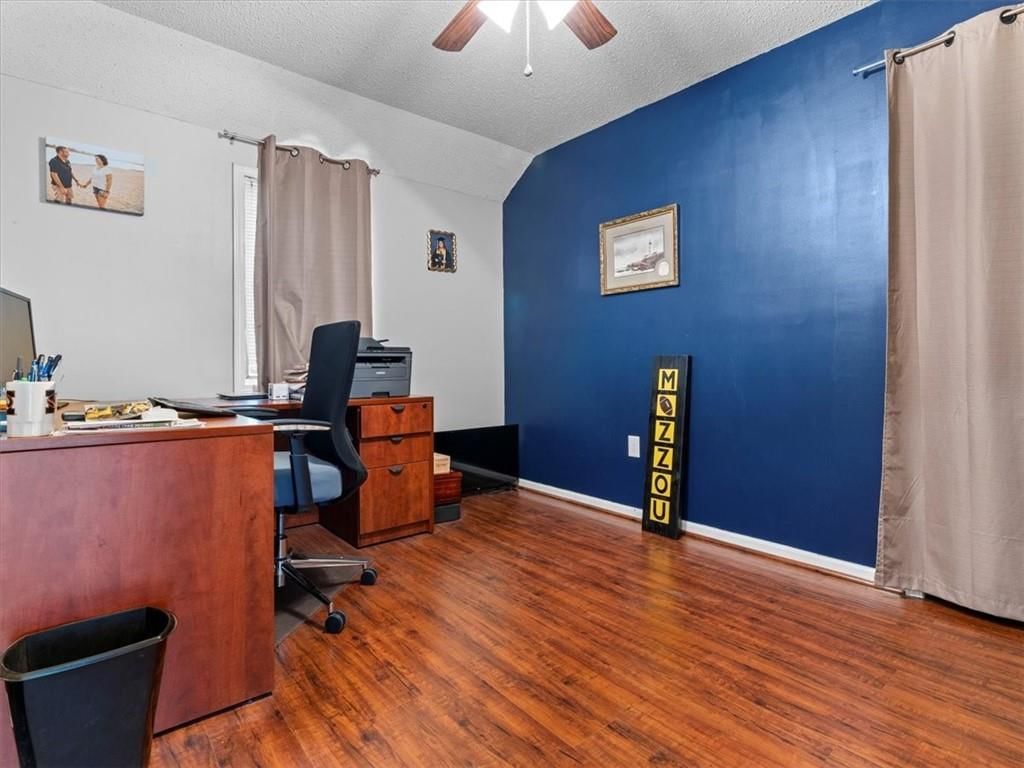 3104 N 39th Terrace — photo 16