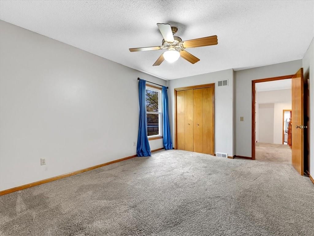 11604 S Burch Street — photo 16