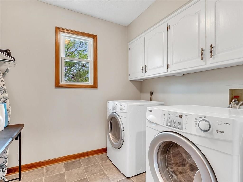 11604 S Burch Street — photo 17