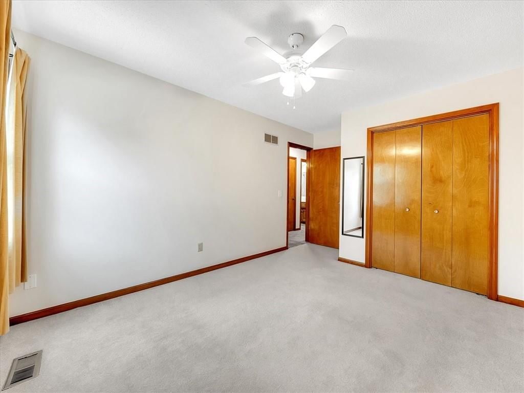 11604 S Burch Street — photo 18