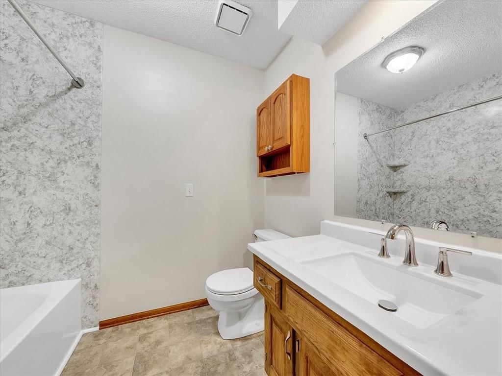 11604 S Burch Street — photo 20