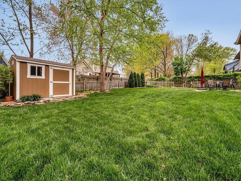 11604 S Burch Street — photo 25