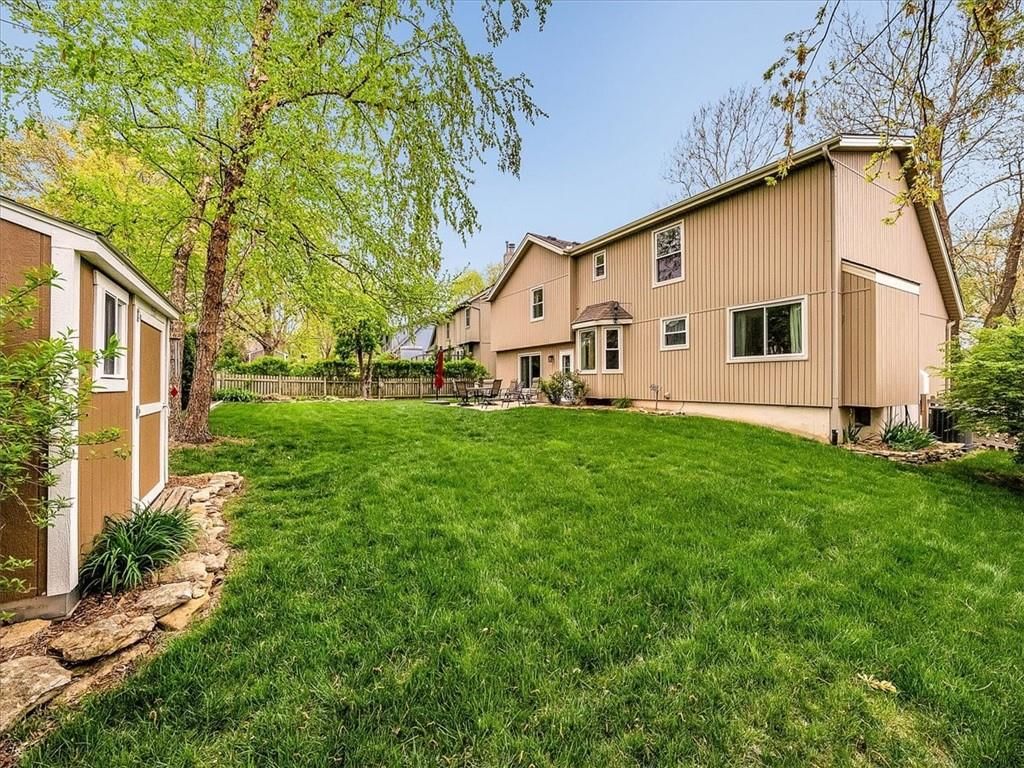 11604 S Burch Street — photo 26