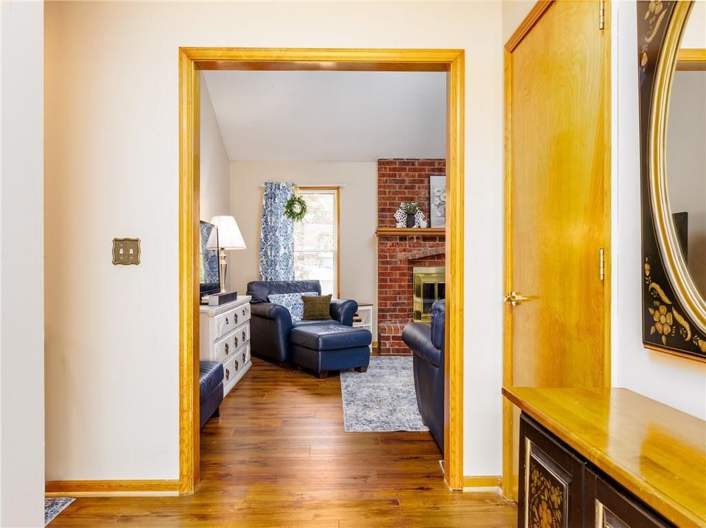 2100 NE Knollbrook Street — photo 12