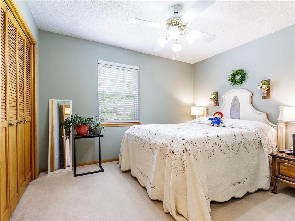 2100 NE Knollbrook Street — photo 14