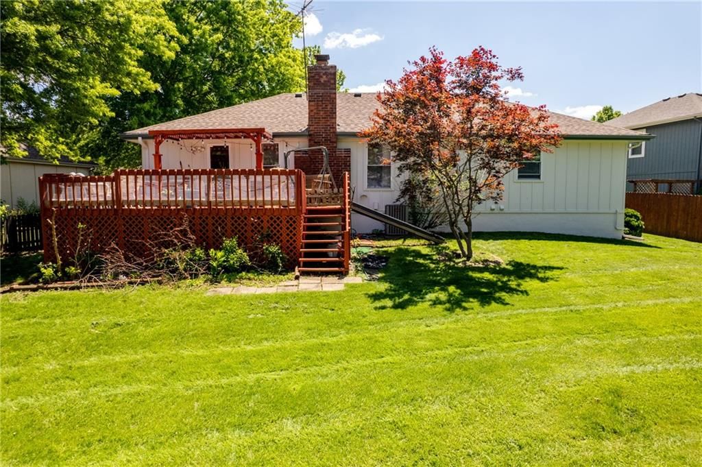 2100 NE Knollbrook Street — photo 21