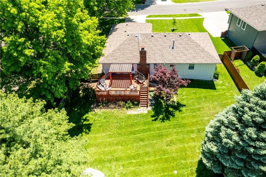 2100 NE Knollbrook Street — photo 25