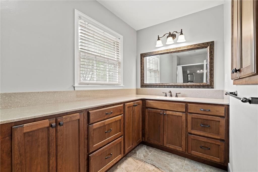 5821 W 85 Terrace — photo 10