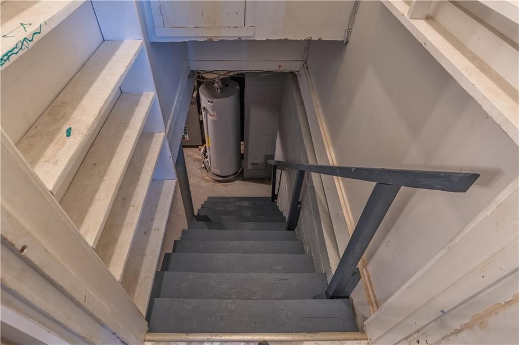 430 Fieldcrest Drive — photo 33