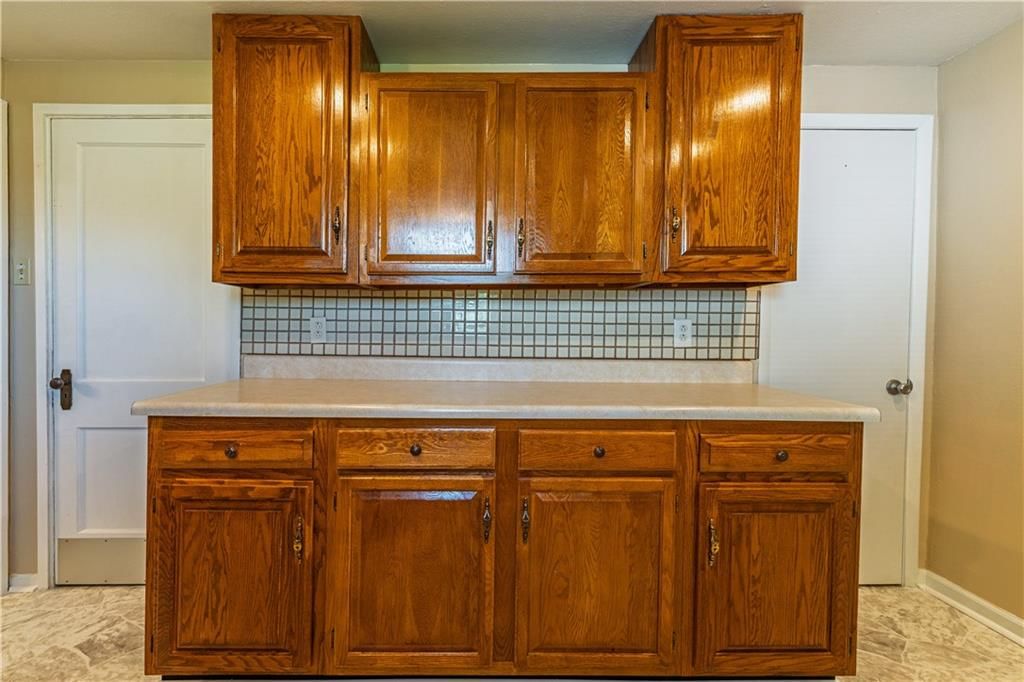 430 Fieldcrest Drive — photo 9