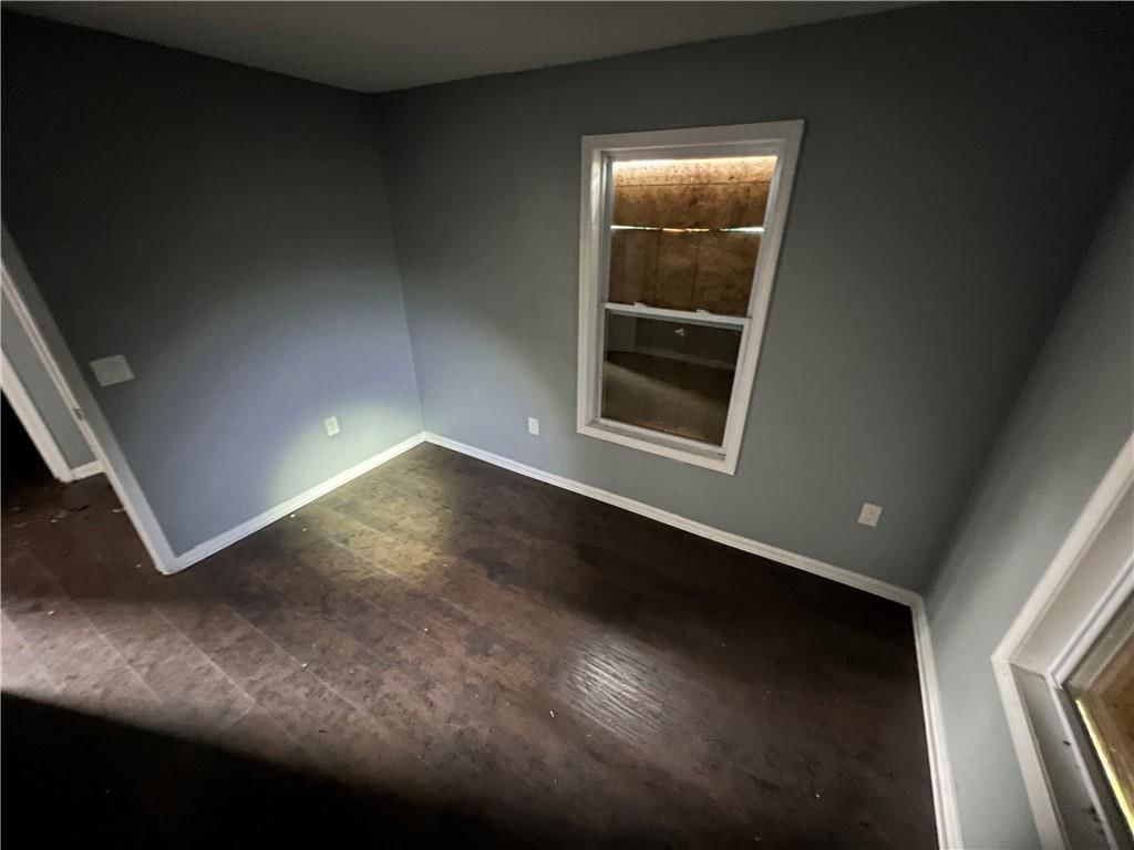 6118 Agnes Avenue — photo 7