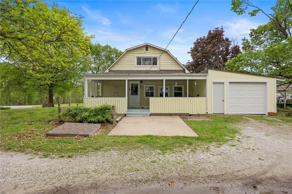 1011 N Cedar Street — photo 32
