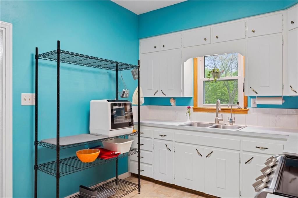 1011 N Cedar Street — photo 34