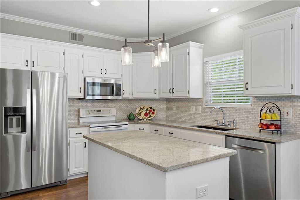 1102 N 2nd Street — photo 12