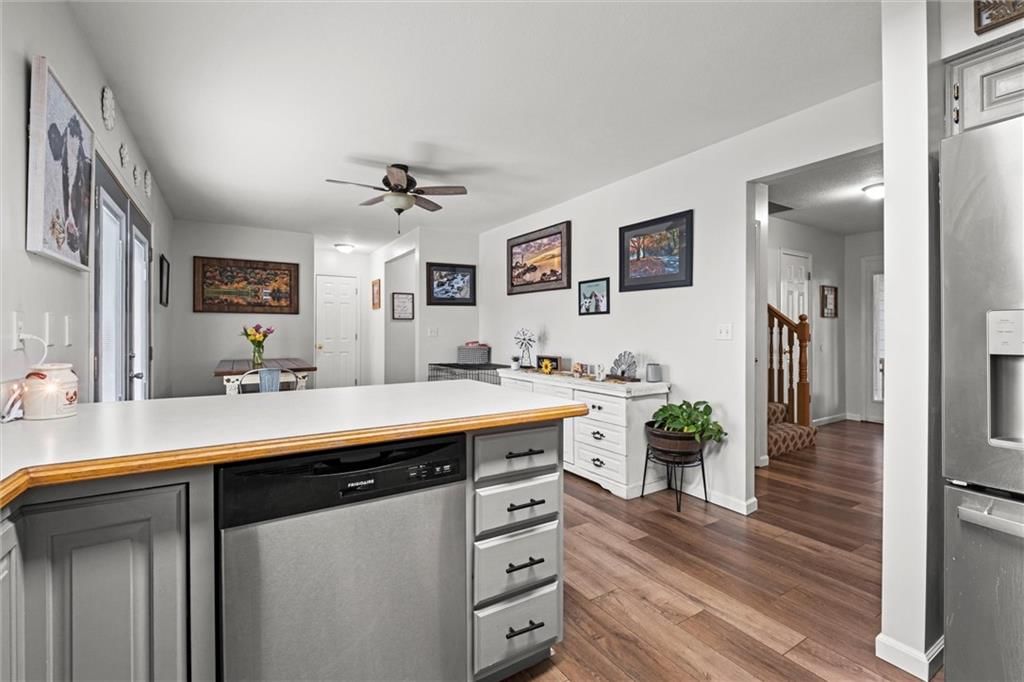 1316 S Redbud Street — photo 13
