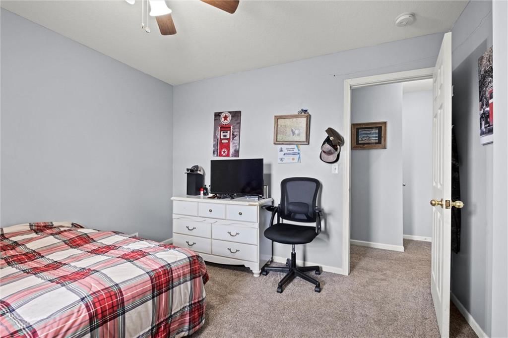 1316 S Redbud Street — photo 23