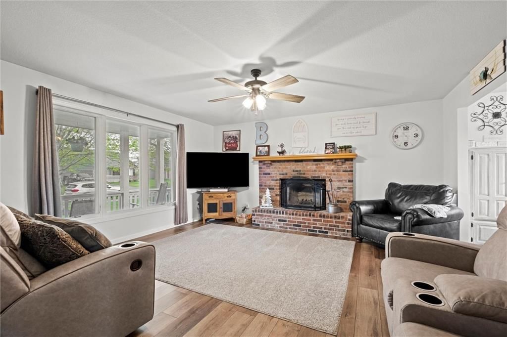 1316 S Redbud Street — photo 6