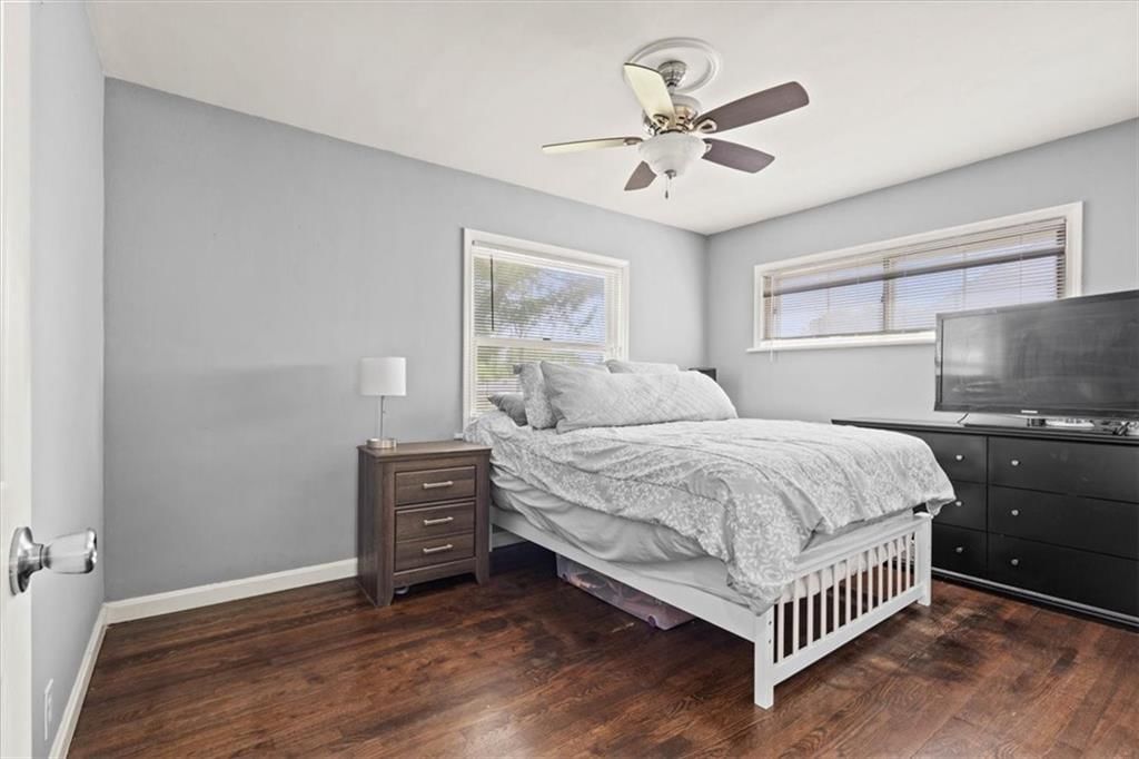 3803 Harvard Avenue — photo 13