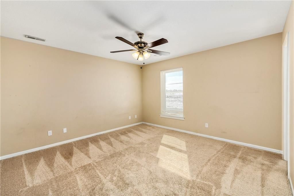 21541-21543 S PECULIAR Drive — photo 11