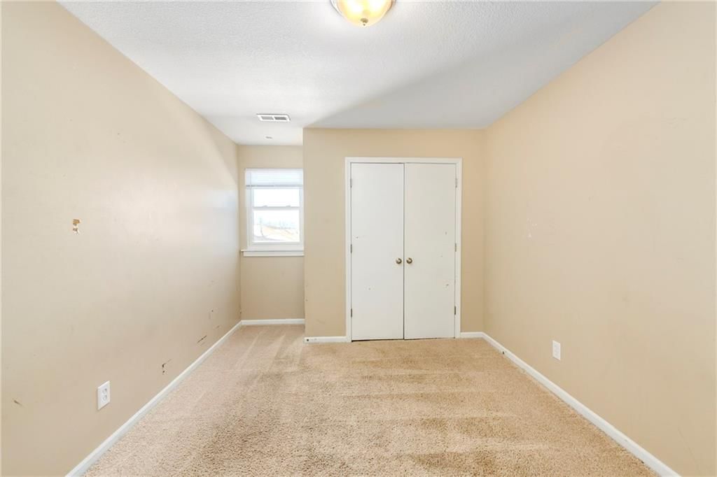 21541-21543 S PECULIAR Drive — photo 17