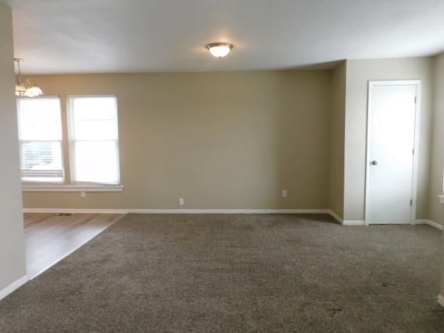 21541-21543 S PECULIAR Drive — photo 26