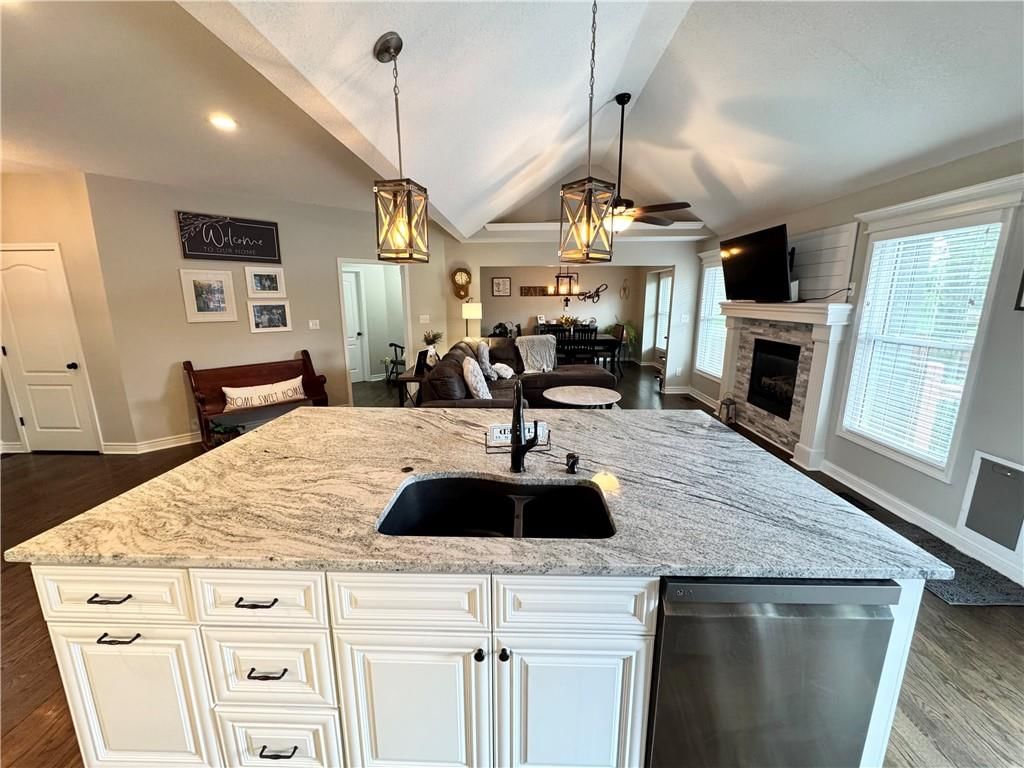 4387 SW Creekview Drive — photo 11