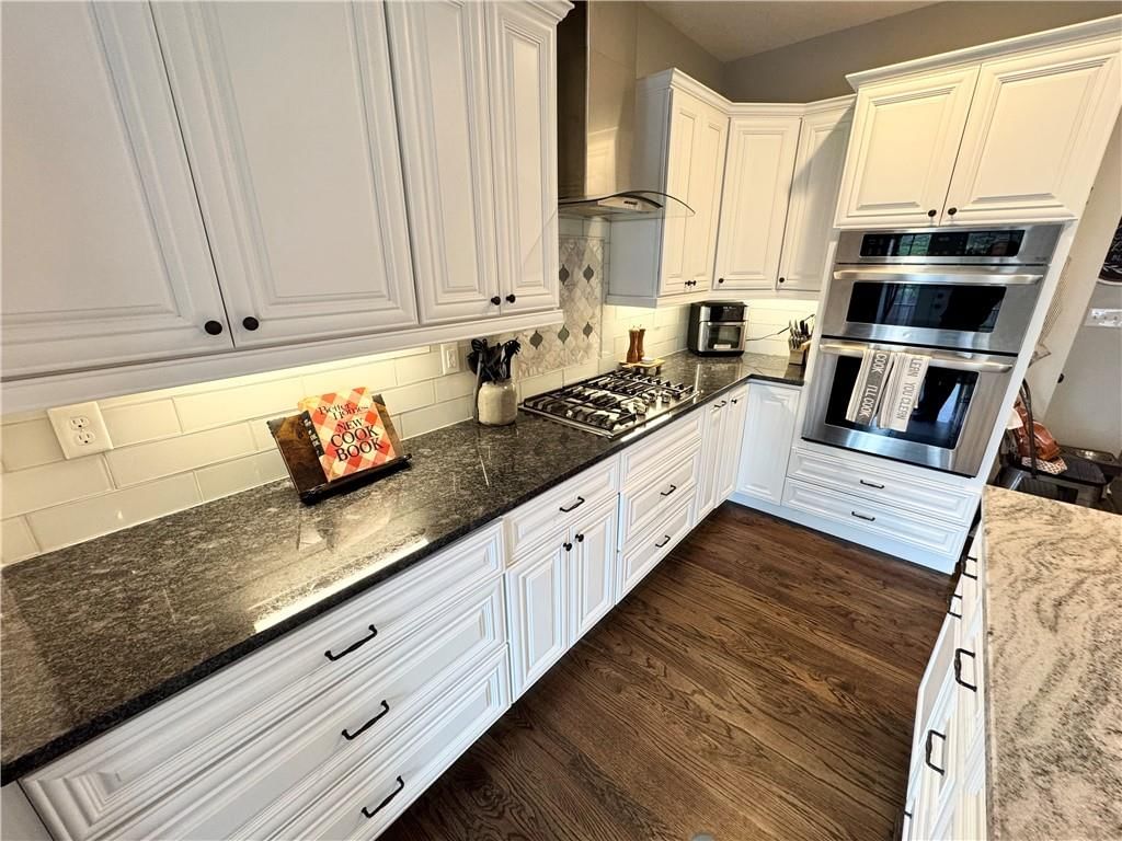 4387 SW Creekview Drive — photo 13