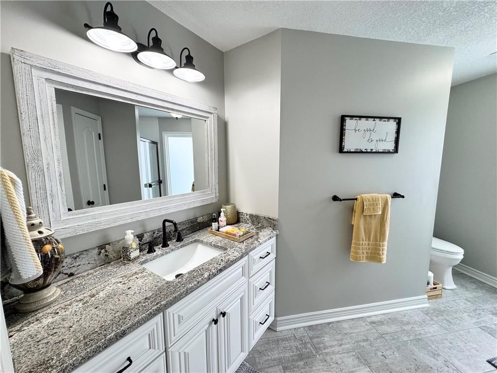 4387 SW Creekview Drive — photo 33